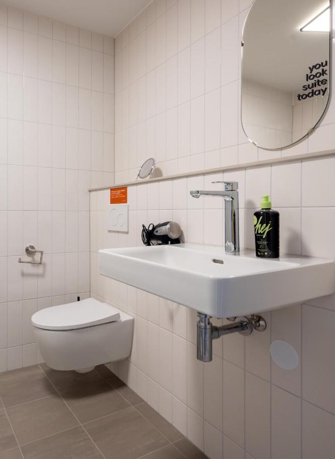 Limehome Eindhoven Gashouder 外观 照片